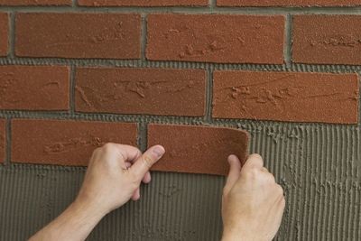 Układanie elastycznego klinkieru